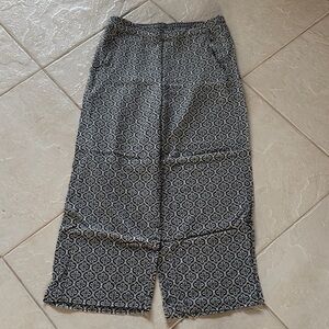 Old Navy Geometric Black and White Dress Pants